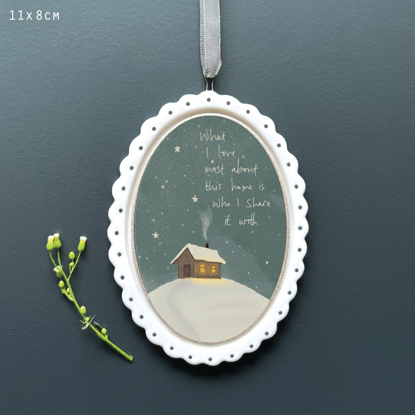 What I Love About This Home Scallop Oval Frame-