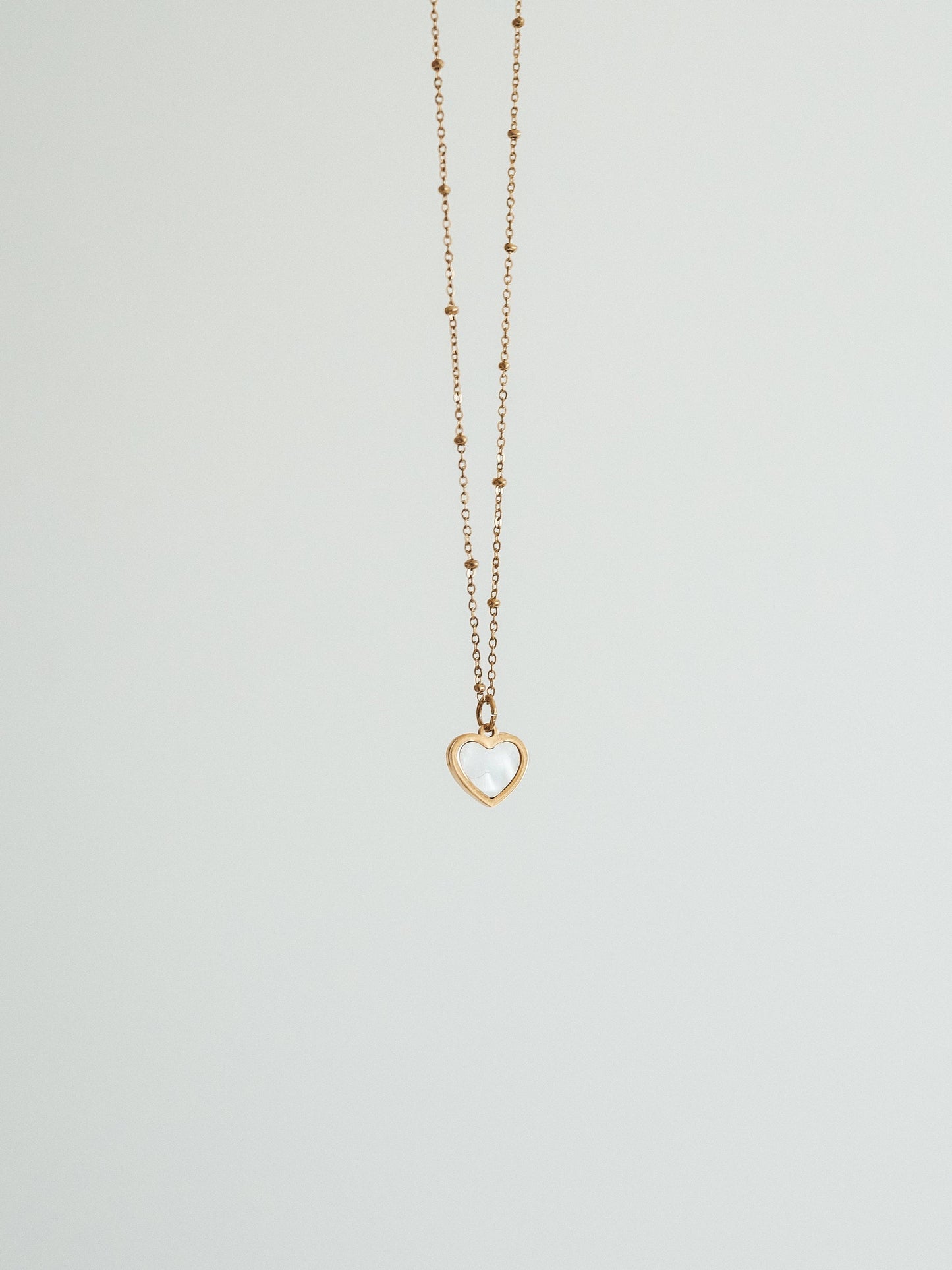 Mother of Pearl Heart Pendant Necklace