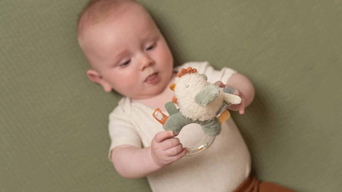 Little Dutch Ringrattle Chicken Little Farm
