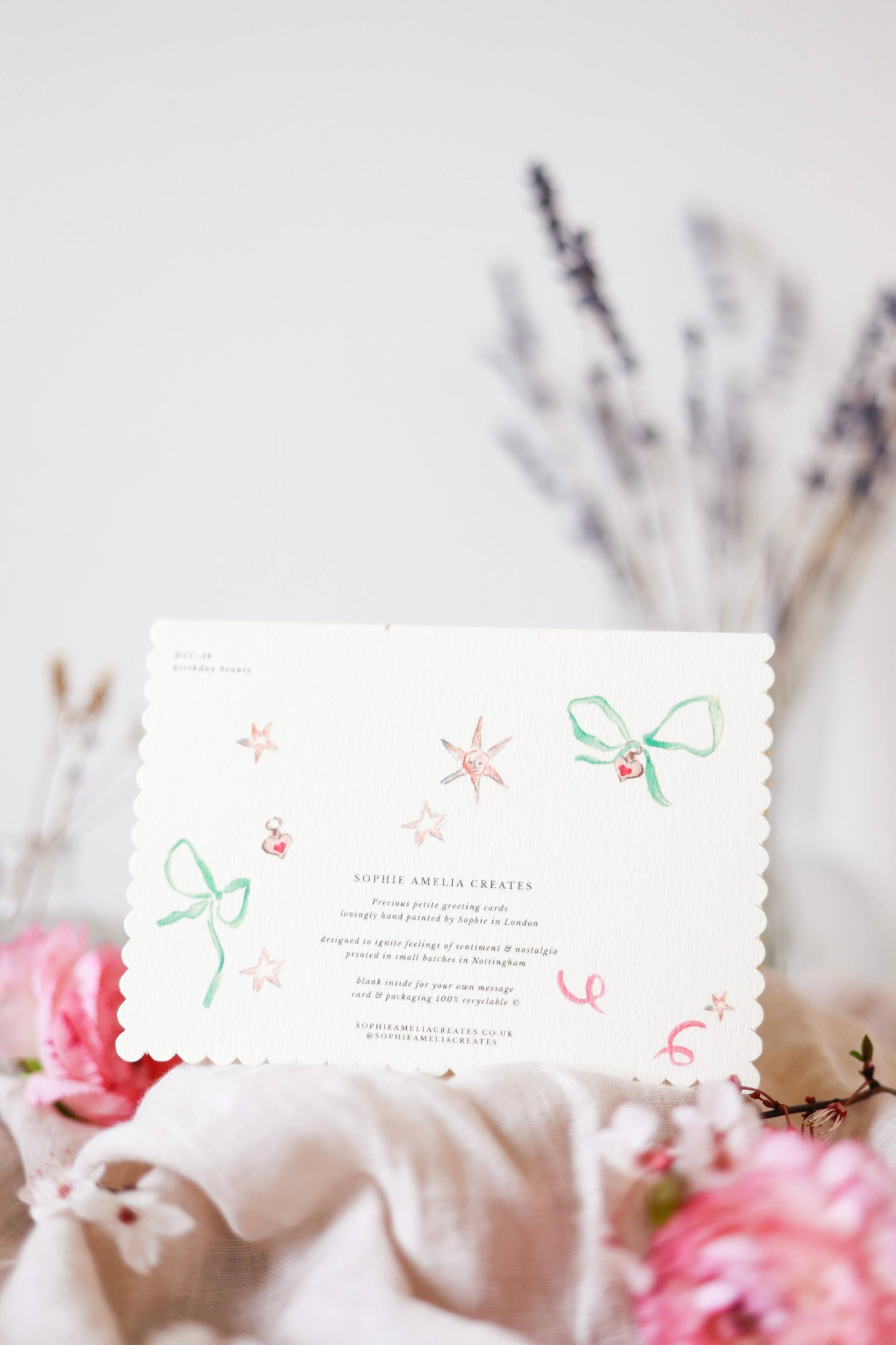 Birthday Beauty Unicorn Scalloped Edge Card
