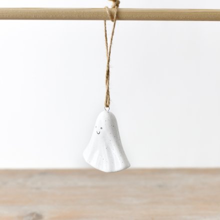 Smiley Face Hanging Ghost