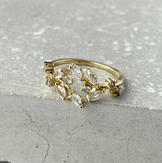 Tarnish Resistant Zirconia Vine Open Ring