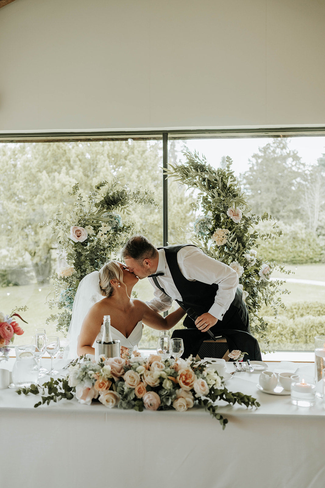 Hire Floral Broken Arches