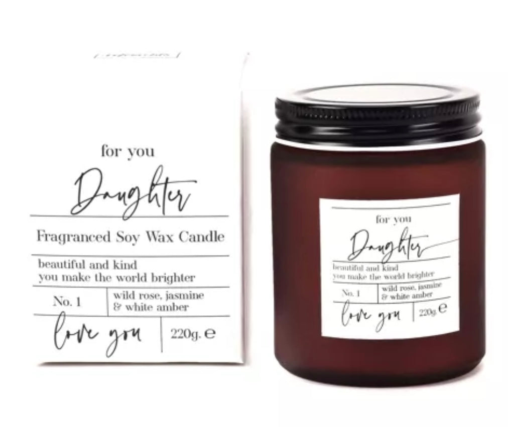 MOMENTS CANDLE DAUGHTER