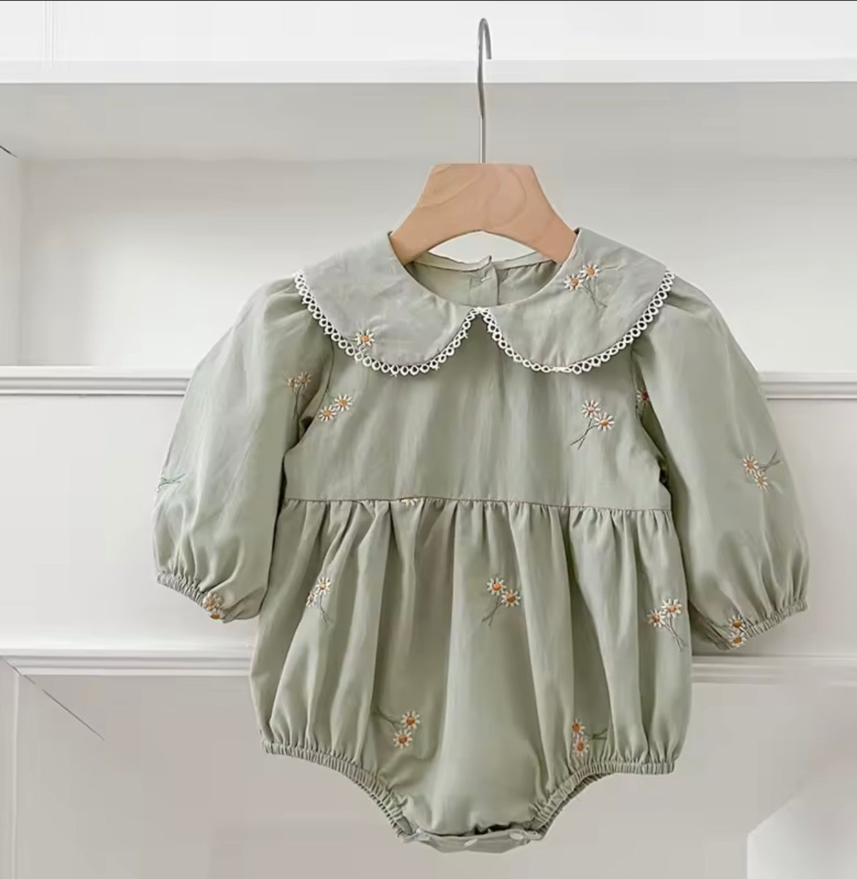 Long sleeve Daisy romper