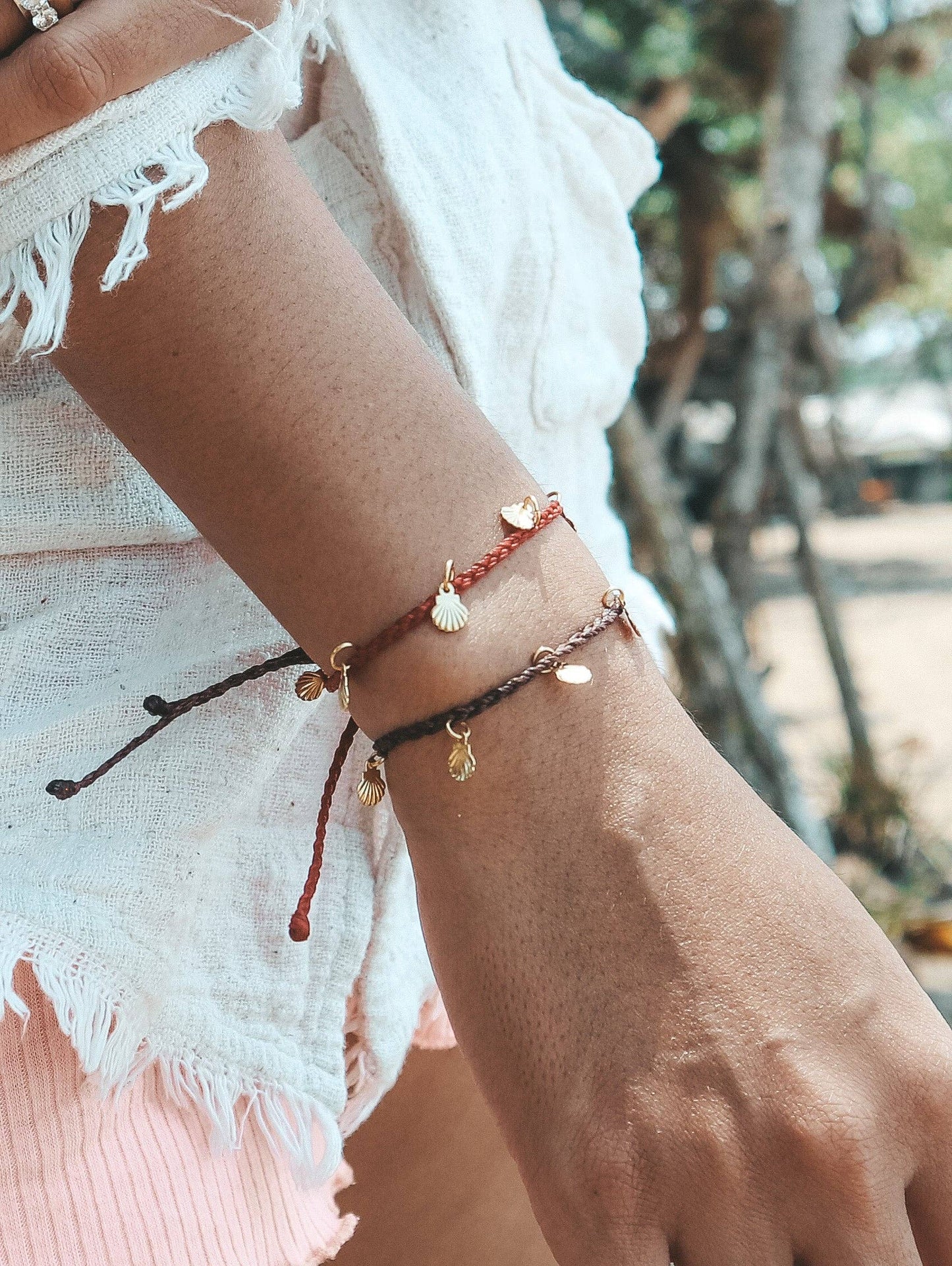 Lovina Shell Bracelet