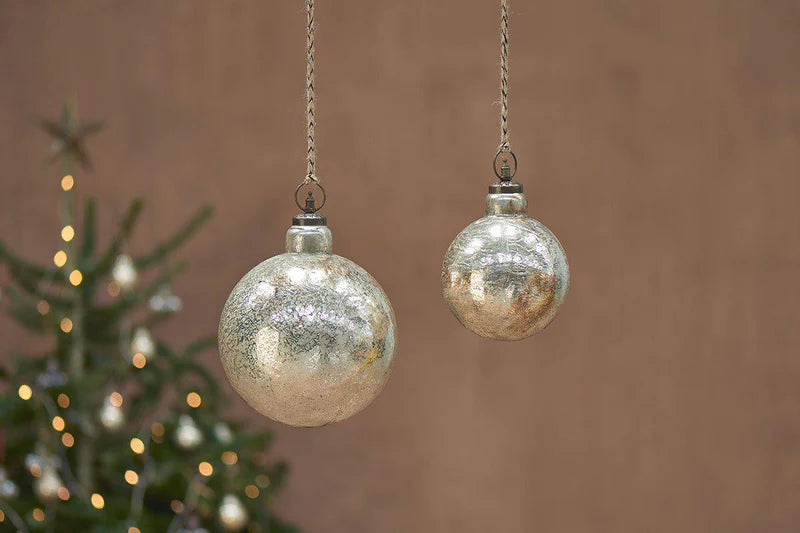 Ometti Giant Round Bauble